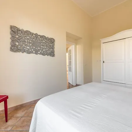 Exma Luxury * Cagliari